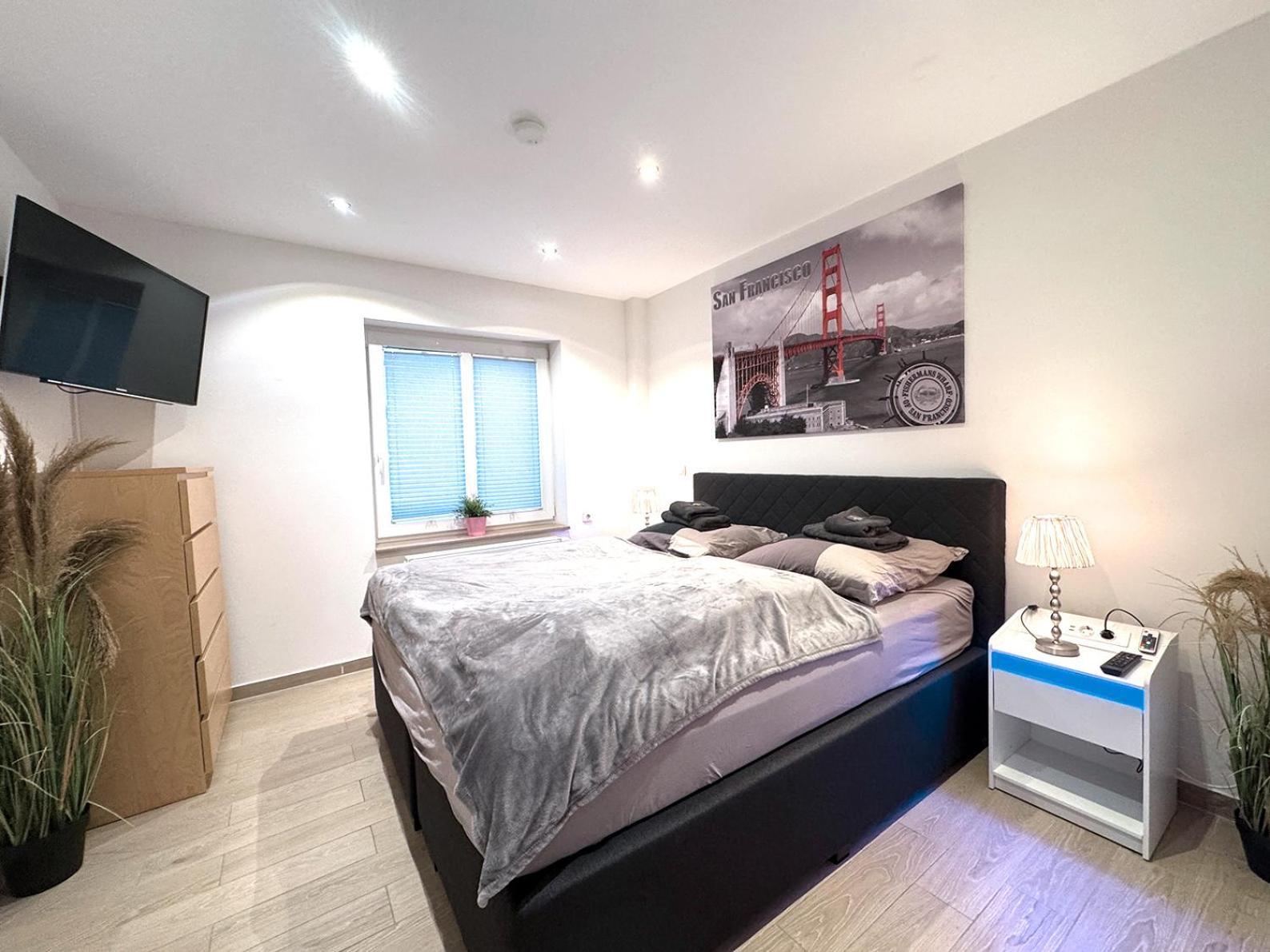 Ferienwohnungen Arp "2D" Mit Terrasse Und Parkplatz Itzehoe Zewnętrze zdjęcie